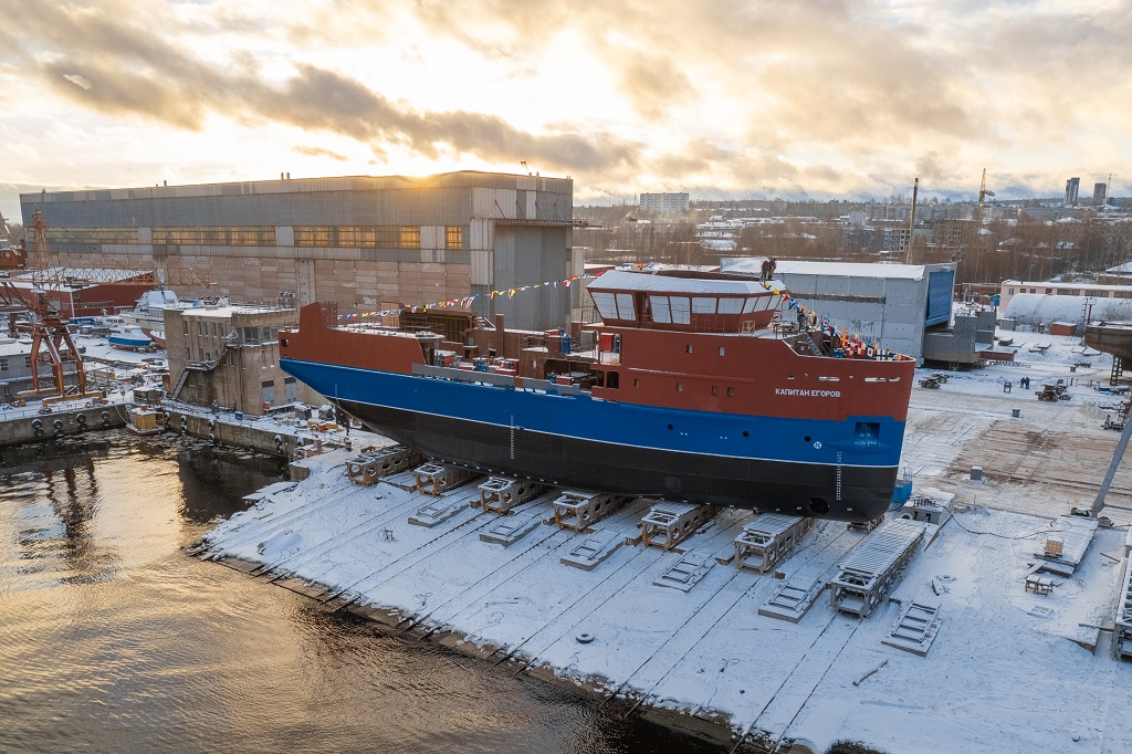 на тележках